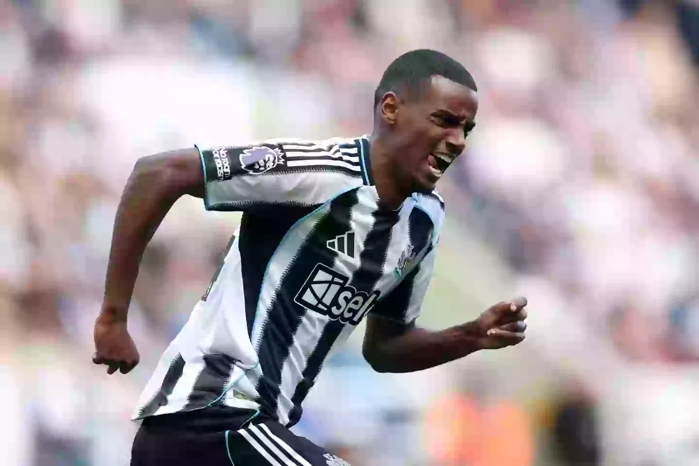 Alexander Isak is the best target in Liverpool. (Image: George Wood / Stringer via Getty)