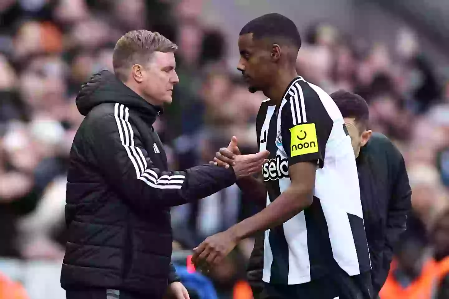 Eddie Howe and Alexander Isak (Credit: Getty)