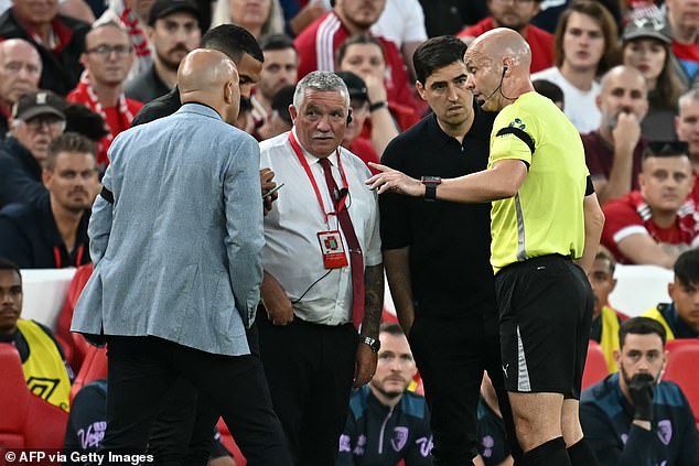 The game was temporarily interrupted while the managers of the two teams consulted referee Anthony Taylor