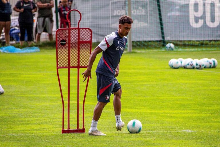 Dan Ndoye de Bologna in request with Nottingham Forest and Napoli Chasing Winger