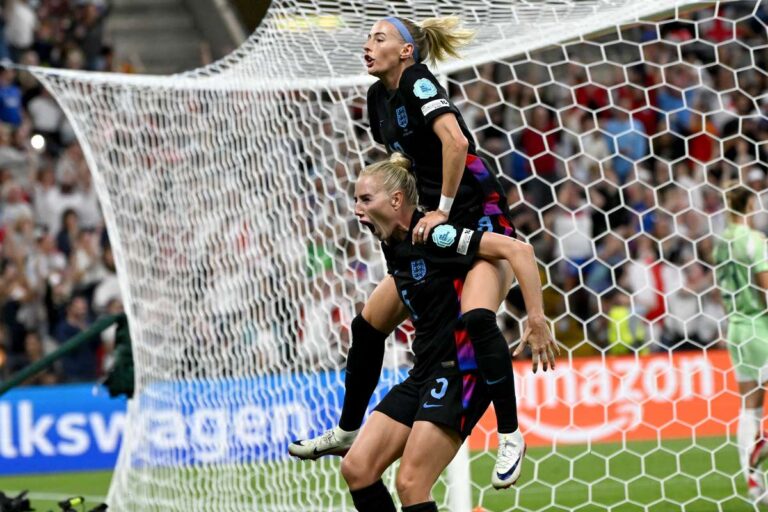 Kelly obtains the last winner as an angleterre Edge Italy in addition to time to reach the final euro