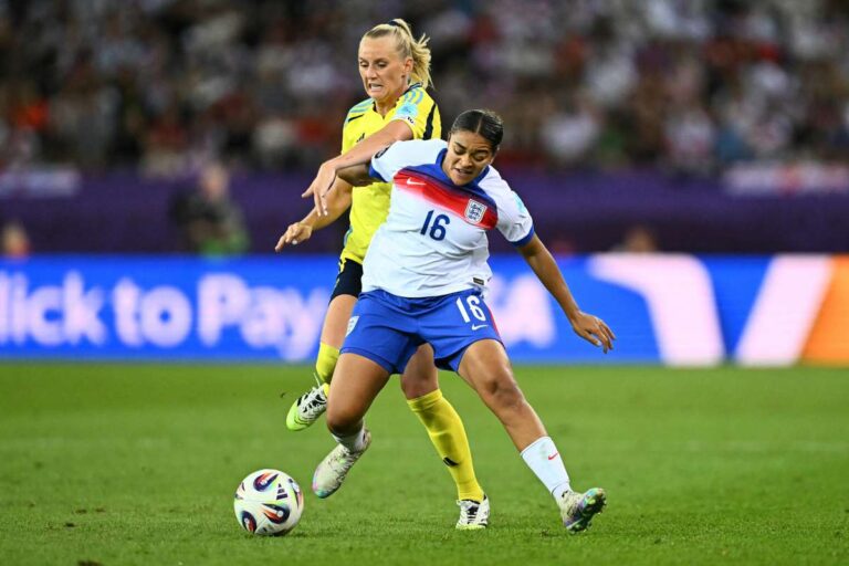 The boss of England Wiegman insists that Carter is `ready to play ” against Italy despite the abuses