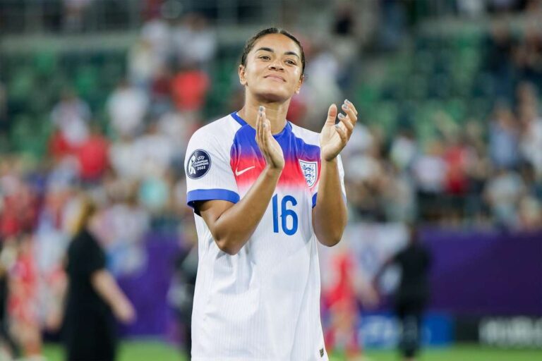 England defender Jess Carter says that he received racist abuses during Euro 2025
