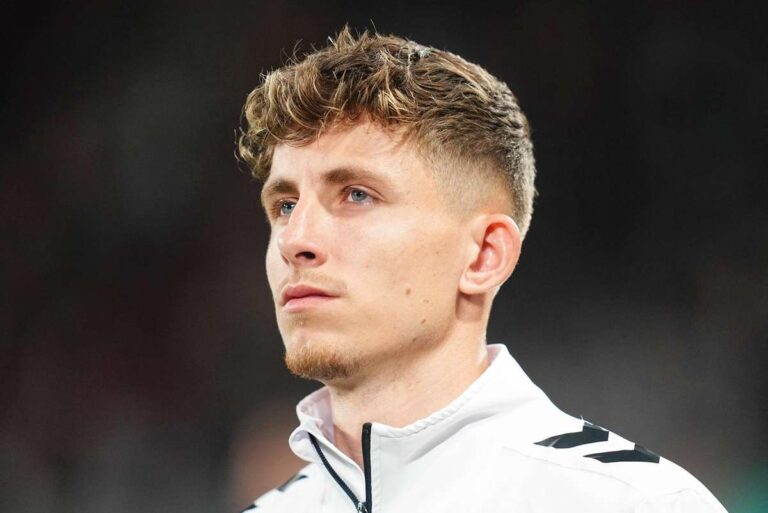 Jesper Lindstrom returns to Bundesliga in the hope of launching a career in Wolfsburg