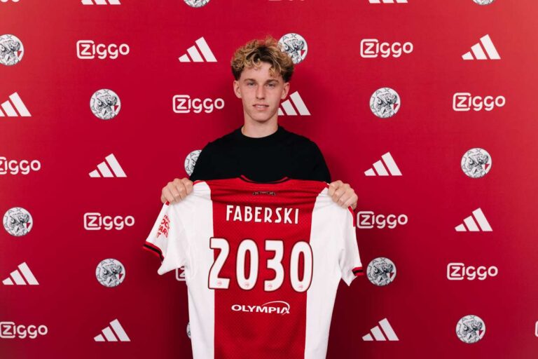 Ajax extends the Polish promise contract Jan Faberski: “ a footballer that fans like ”