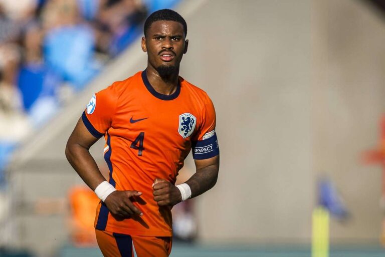 The reasons why Chelsea did everything for Ajax Ace Jorrel Hato