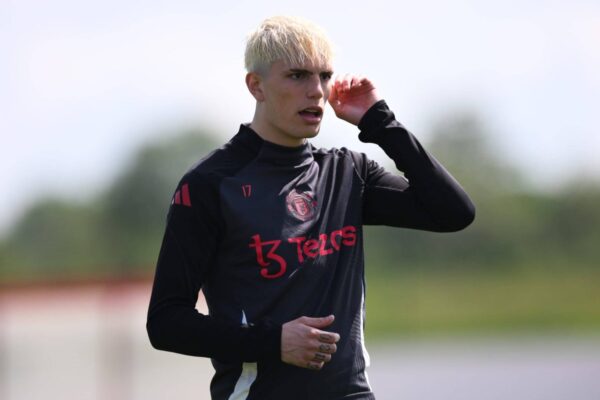 Chelsea agrees with Manchester United for the signing of Alejandro Garnacho
