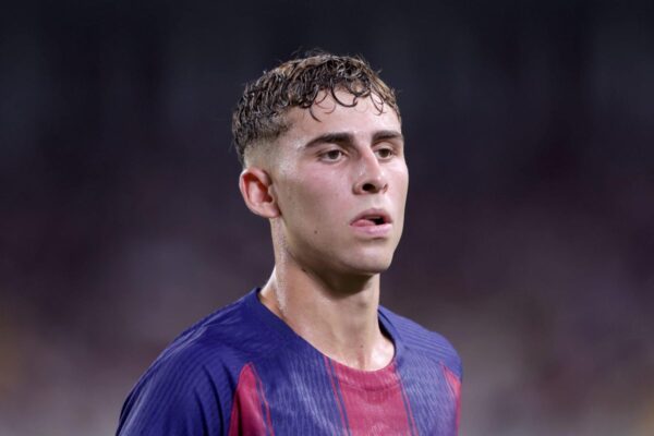 Chelsea evaluating the movement for the midfielder of Barcelona Fermin Lopez