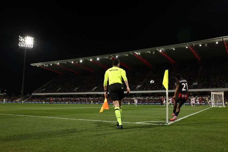 The 9-0 defeat of Perth Glory against AC Milan covers the month of horror for the clubs of the A-League